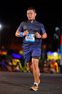 BIB: 1688
                            <button type="button" onclick="openModal(21545327)" class="btn btn-primary btn-sm float-right btn-popup" data-toggle="modal" data-target=".modal-high-quality">
                        <i class="fas fa-shopping-cart"></i> Add to Cart
                    </button>
                                            <button type="button" onclick="isThisMe(21545327, true)" class="btn btn-success btn-sm float-right btn-popup btn-isme hidden" data-toggle="tooltip" data-placement="bottom" title="นี่คือรูปของคุณใช่ไหม คลิกที่นี่เพื่อเอาเข้าอัลบั้ม">
                        <i class="fas fa-plus"></i> Add to album
                    </button>
                    <button type="button" onclick="isThisMe(21545327, false)" class="btn btn-warning btn-sm float-right btn-popup btn-isnotme hidden">
                        <i class="fas fa-ban"></i> Remove from album
                    </button>